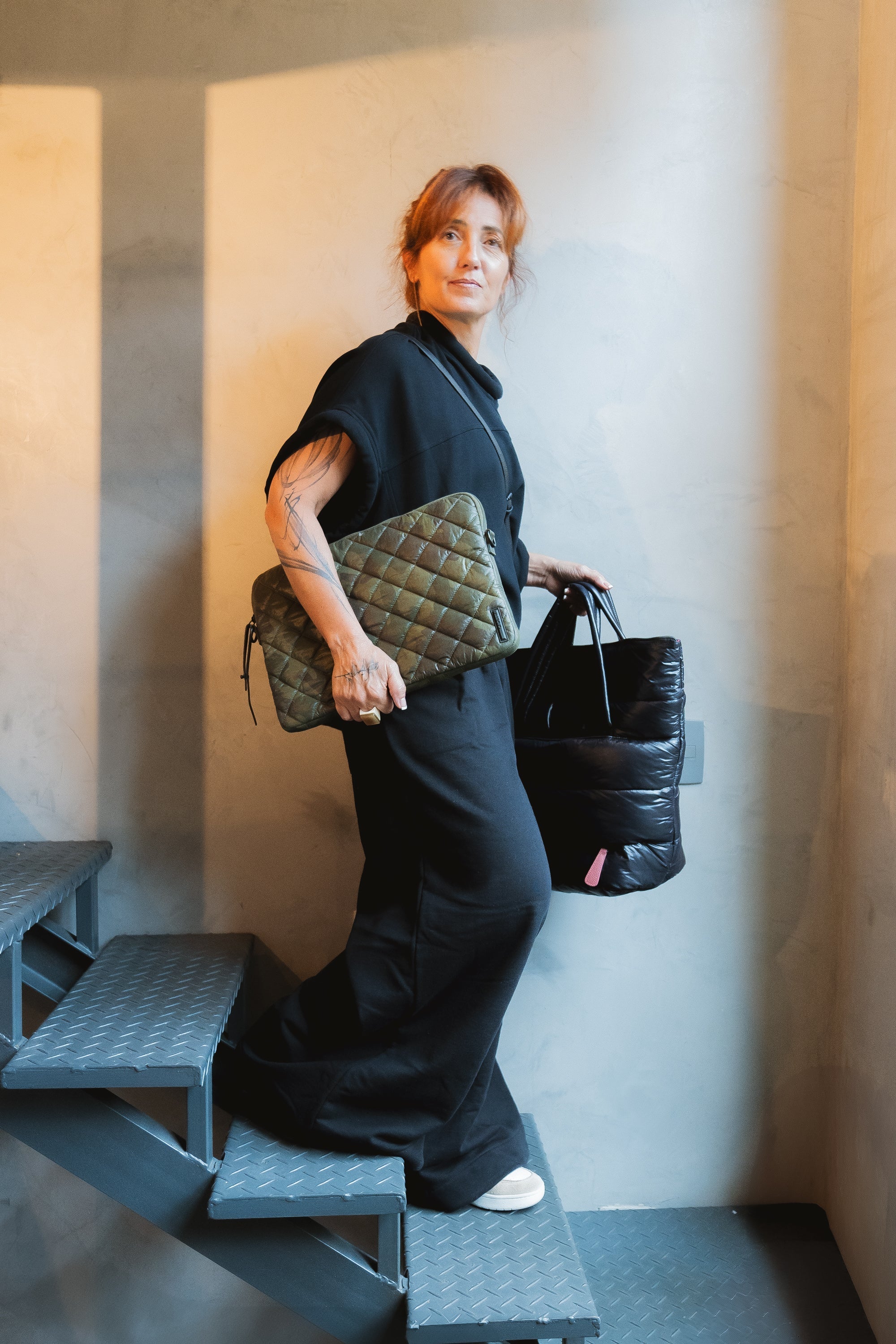 Estilo consciente: Por que investir em bolsas funcionais e duráveis simplifica sua rotina