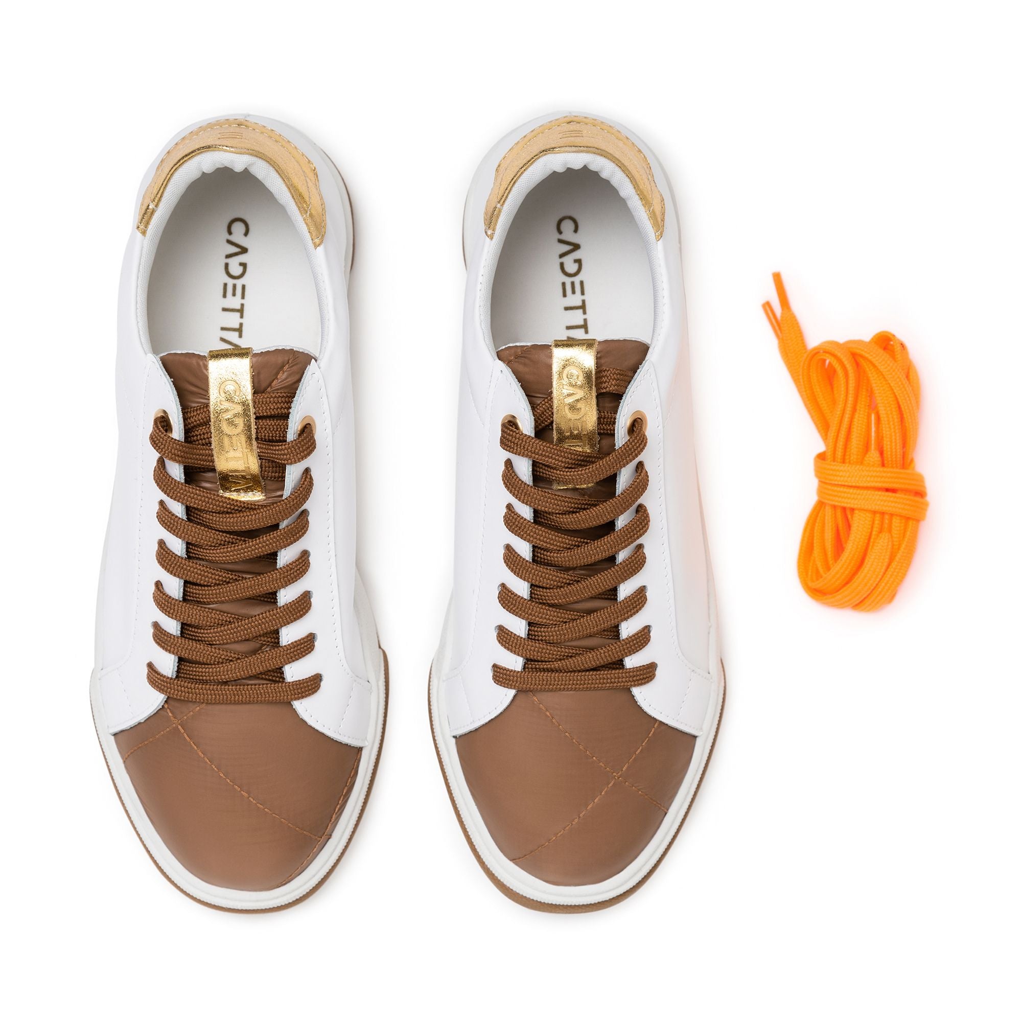 TÊNIS BASIC BRANCO/MARROM