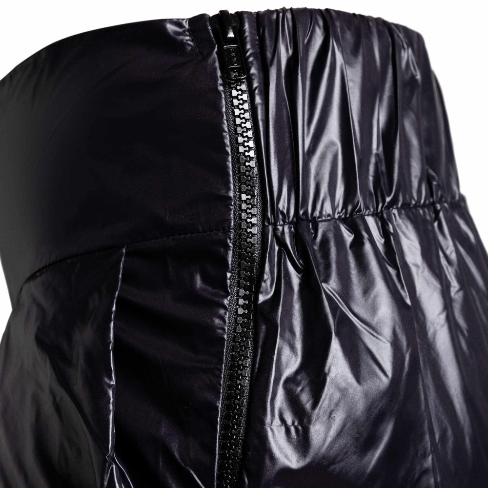 C-SHORTS preta/ forro areia