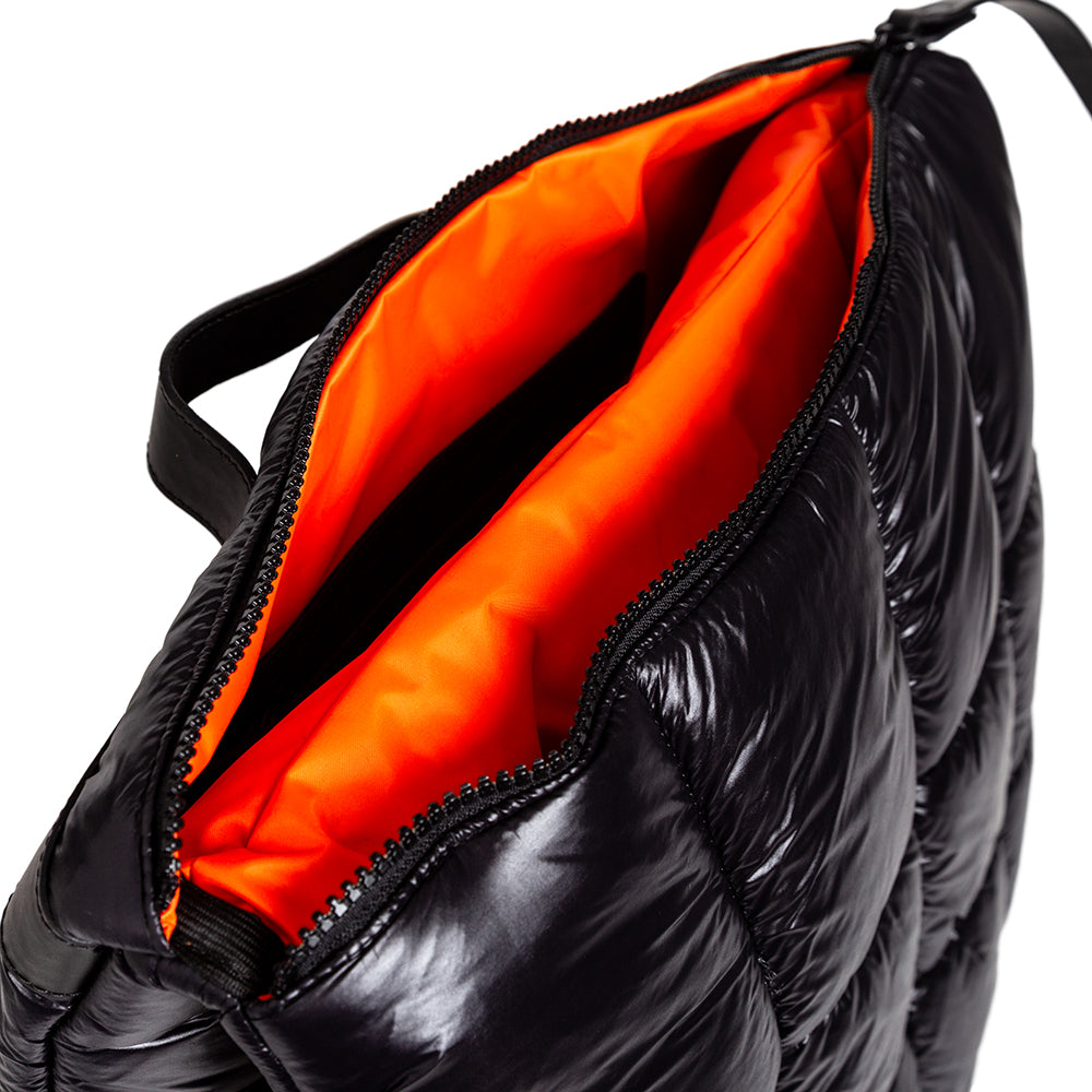 Mochila Pillow Pack Preta | Puffer Feminina | Cadetta