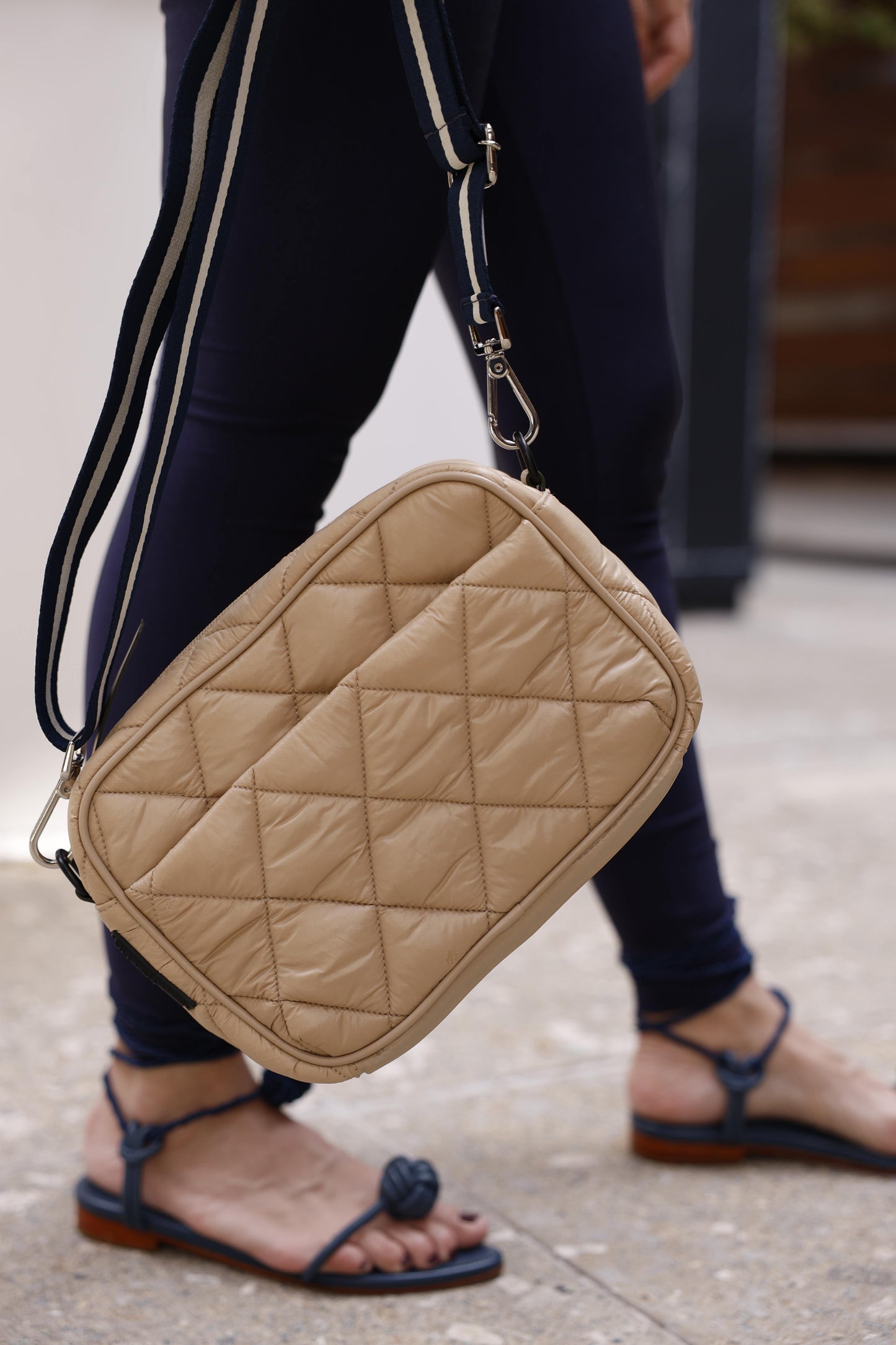 BOLSA VITA latte